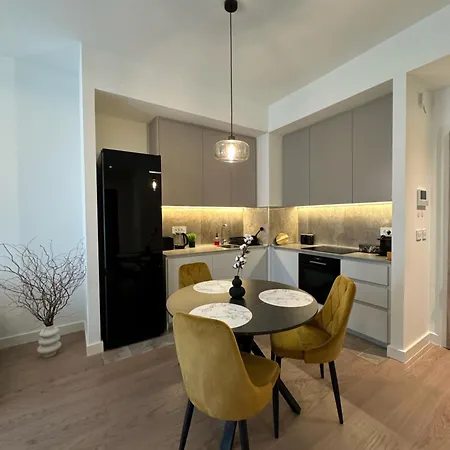 Apartment Alpha Lux - Galerija Mall View - Na Vodi