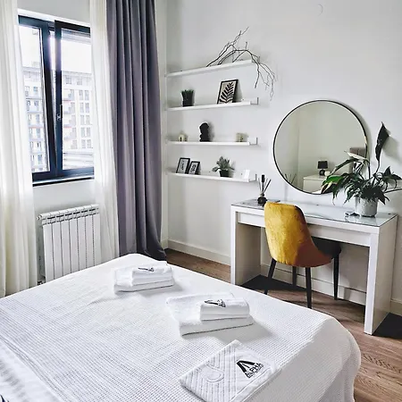 Alpha Lux - Galerija Mall View - Na Vodi Apartman *