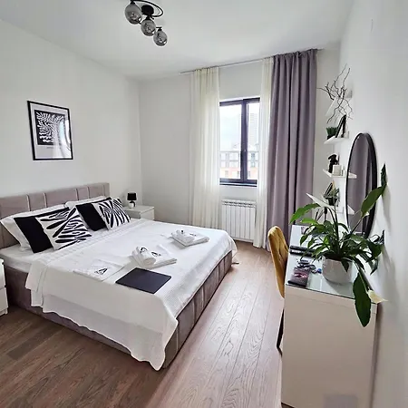 Alpha Lux - Galerija Mall View - Na Vodi